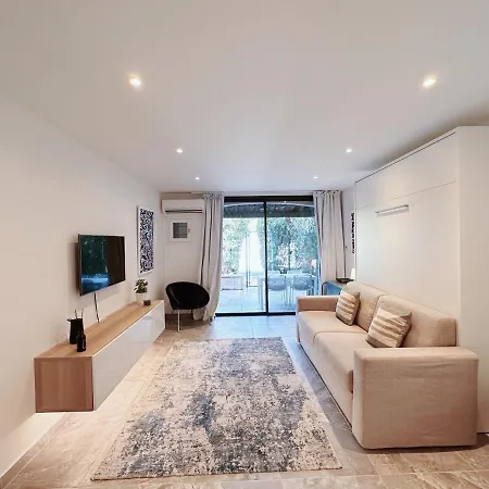 Апартаменты Moderne Dans Le Golfe De Saint-tropez