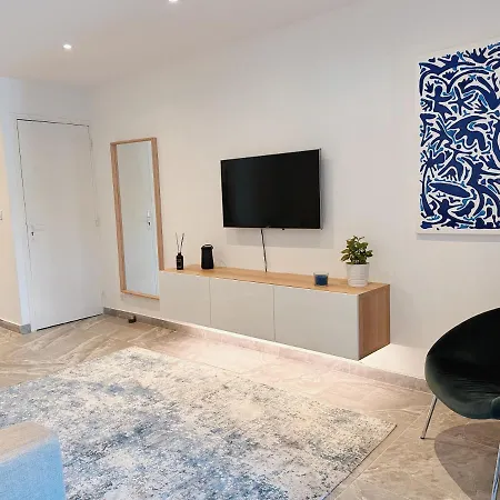 Moderne Dans Le Golfe De Saint-tropez Apartment